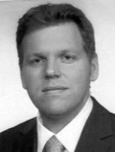 Porträt des Autors Dr. med. Christian Gernoth, Stellv. Oberarzt am Klinikum Kassel in der Klinik für Kinderanästhesie und Intensivmedizin