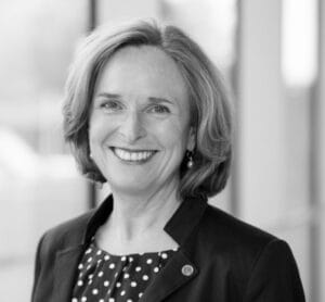 Porträt der Autorin Dr. Marianne Röbl-Mathieu, Facharztweiterbildung an der Frauenklinik rechts der Isar der Technischen Universität München