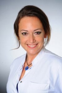 Porträt der Autorin Dr. Costanza Chiapponi, Fachärztin für Viszeralchirurgie