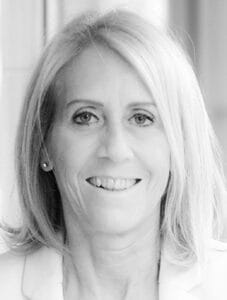 Porträt der Autorin Prof. Gabriela Möslein, Zentrum für Hereditäre Tumorerkrankungen, Am Chirurgischen Zentrum, HELIOS Universitätsklinikum Wuppertal
