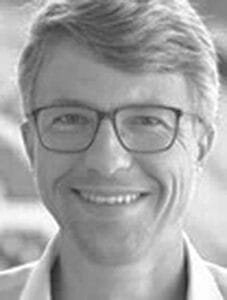 Porträt des Autors Prof. Dr. med. Uwe Platzbecker Facharzt für Innere Medizin, Hämatologie und Onkologie