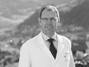 Porträt des Autors Prim. Univ.-Prof. Dr. Ewald Wöll, Abteilung für Innere Medizin, St. Vinzenz Krankenhaus Betriebs GmbH