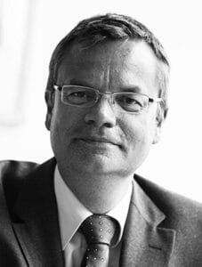 Porträt des Autors Prof. Dr. med. Christian Buske Facharzt für Innere Medizin Schwerpunkte Hämatologie/Onkologie