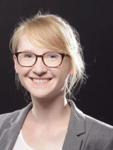 Porträt der Autorin Dr. med. Annika Schatz Assistenzärztin für Neurologie am Städtischen Klinikum Chemnitz