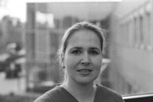 Porträt der Autorin Dr. Michaela Preuß Klinik für Kardiologie, Elektrophysiologie, Pneumologie und internistische Intensivmedizin