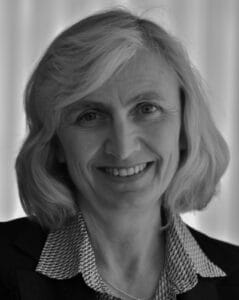 Porträt der Autorin Prof. Dr. Claudia Trenkwalder, Fachärztin für Neurologie