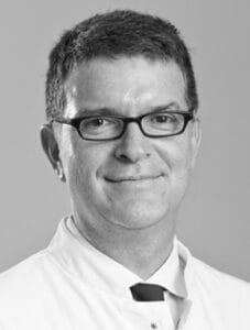 Porträt des Autors Prof. Dr. med. Jörg Trojan Internist und Gastroenterologe am Universitätsklinikum Frankfurt