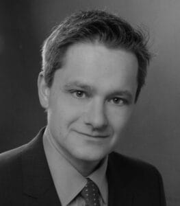 Porträt des Autors Dr. med. Daniel Räpple, Arzt für Innere Medizin, Internistische Intensivmedizin, EDIC