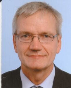 Porträt des Autors Prof. Dr. med. Gerd Horneff Chefarzt der Abteilung für Kinder- und Jugendmedizin an der Asklepios Klinik