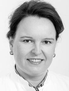 Porträt des Autors Priv.-Doz. Dr. Juliane Farthmann, Oberärztin und Leitung der Urogynäkologie an der Klinik für Frauenheilkunde am Universitätsklinikum Freiburg