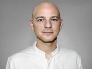Porträt des Autors Dr. Martin Schreiber, MHBA, Facharzt für Plastische und Ästhetische Chirurgie