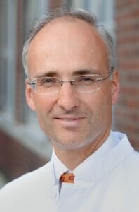 Porträt des Autors Prof. Dr. med. Jörg C. Hoffmann, Facharzt für Innere Medizin