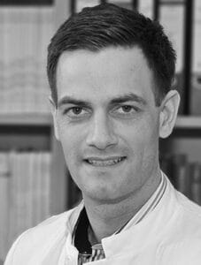 Porträt des Autors PD Dr. med. Gregor Warnecke, Facharztausbildung zum Herzchirurgen