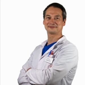 Porträt des Autors Prof. Dr. med. Kai Januschowski, seit Juni 2021 ärztlicher Leiter der Augenklinik Petrisberg