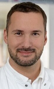 Porträt des Autors Dr. med. Philipp Schwarz, Oberarzt an der Augenklinik Berlin-Marzahn