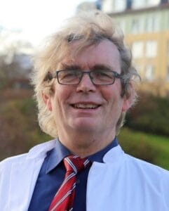 Porträt des Autors Prof. Dr. med. Roland Nau, Arzt für Neurologie und Psychiatrie